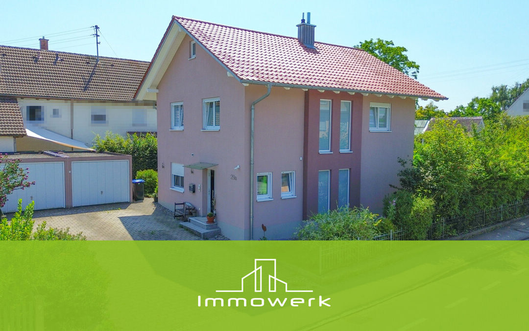 Freistehendes Einfamilienhaus mit tollem GrundstĂ¼ck in Sontheim!
