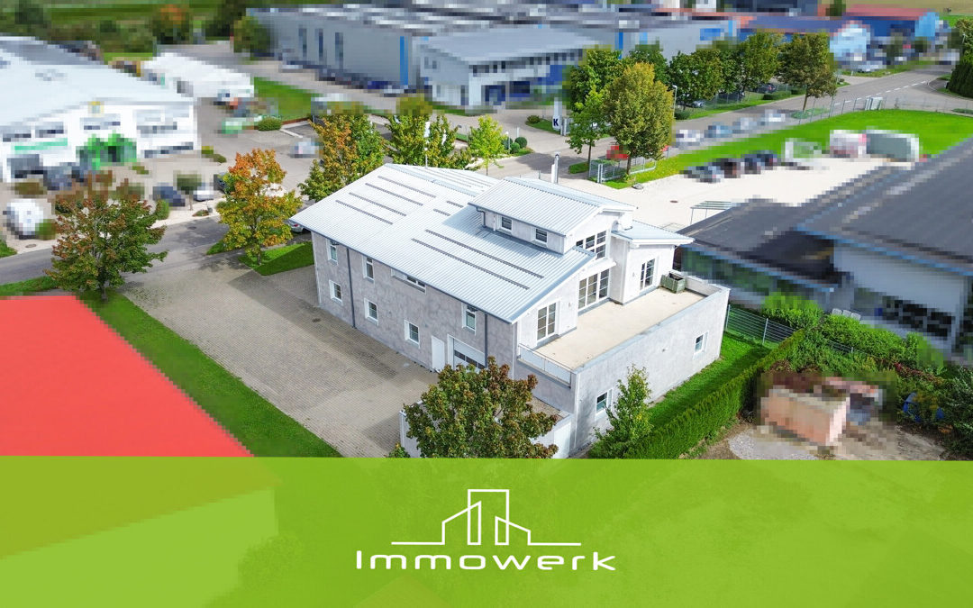 Gewerbehalle mit Büro