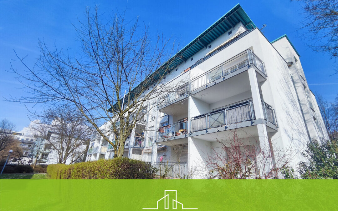 Schöne Dachgeschosswohnung sucht Paar oder Familie