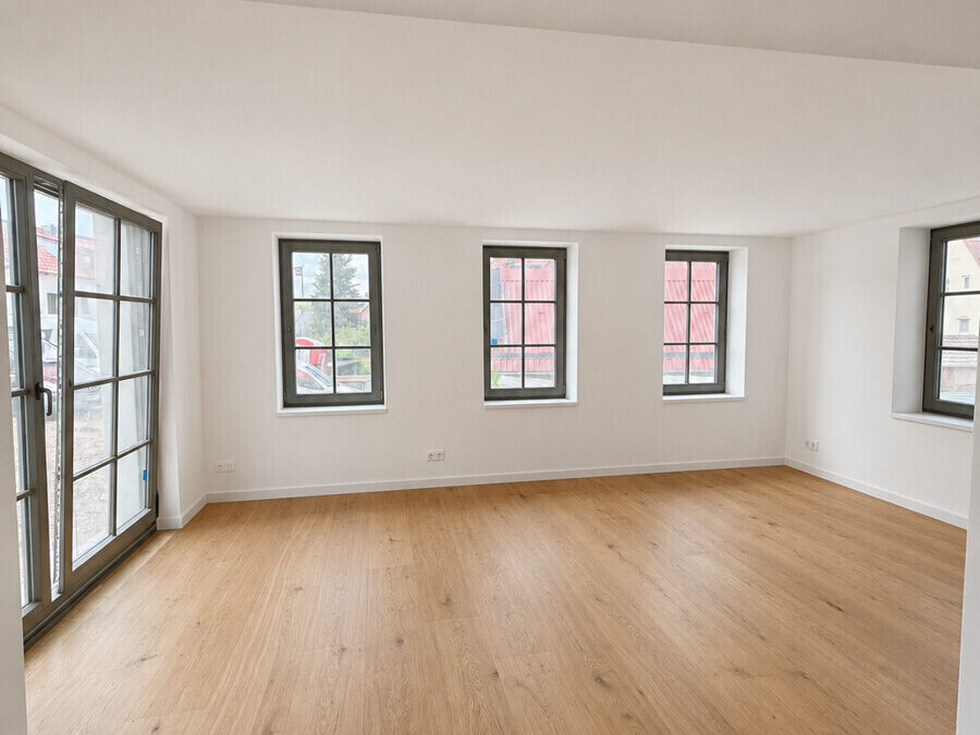 2-Zimmer-Wohnung mit Balkon und Küche – Erstbezug