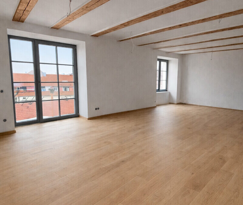 Erstbezug – Charmante 2-Zimmer-Wohnung mit Westbalkon und Küche, ab September 2026